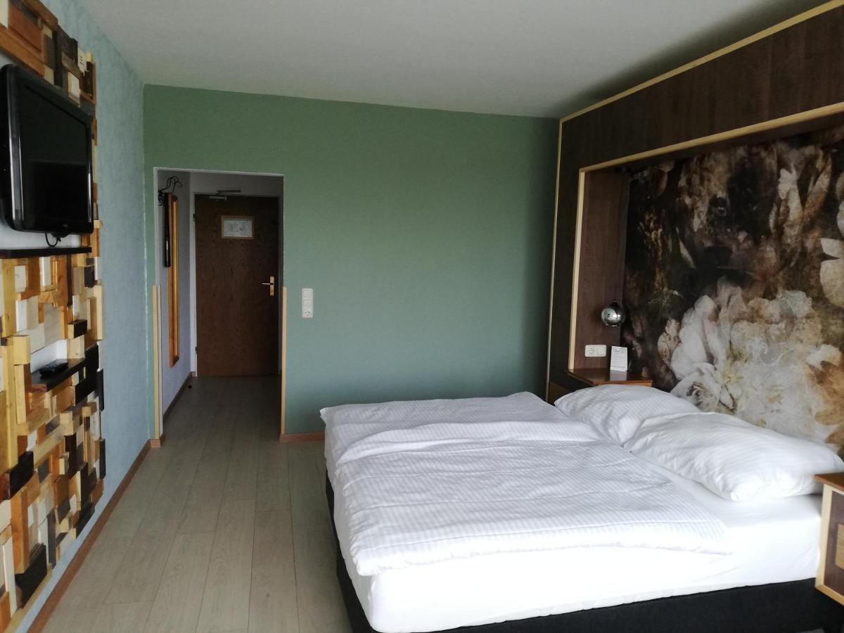 Hotel Heiderhof Obersteinebach Экстерьер фото