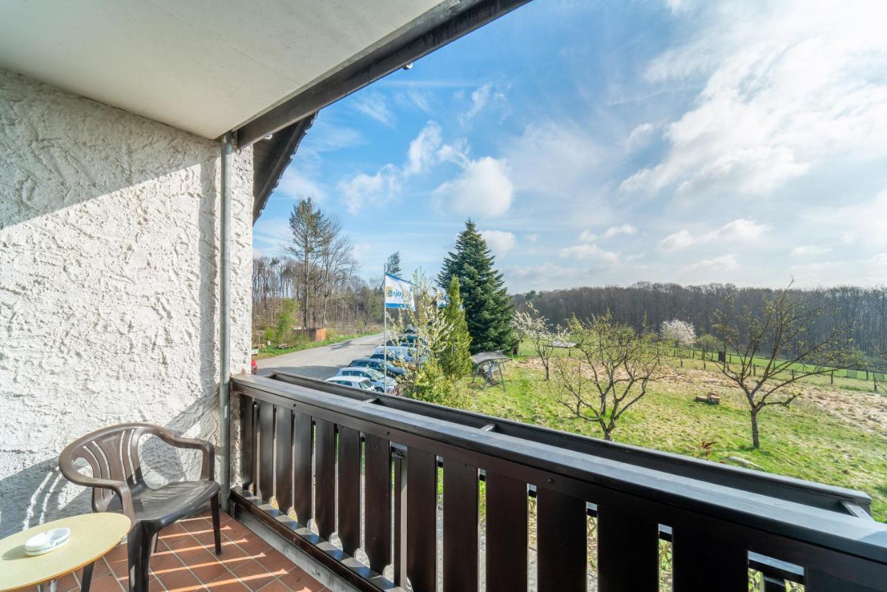 Hotel Heiderhof Obersteinebach Экстерьер фото