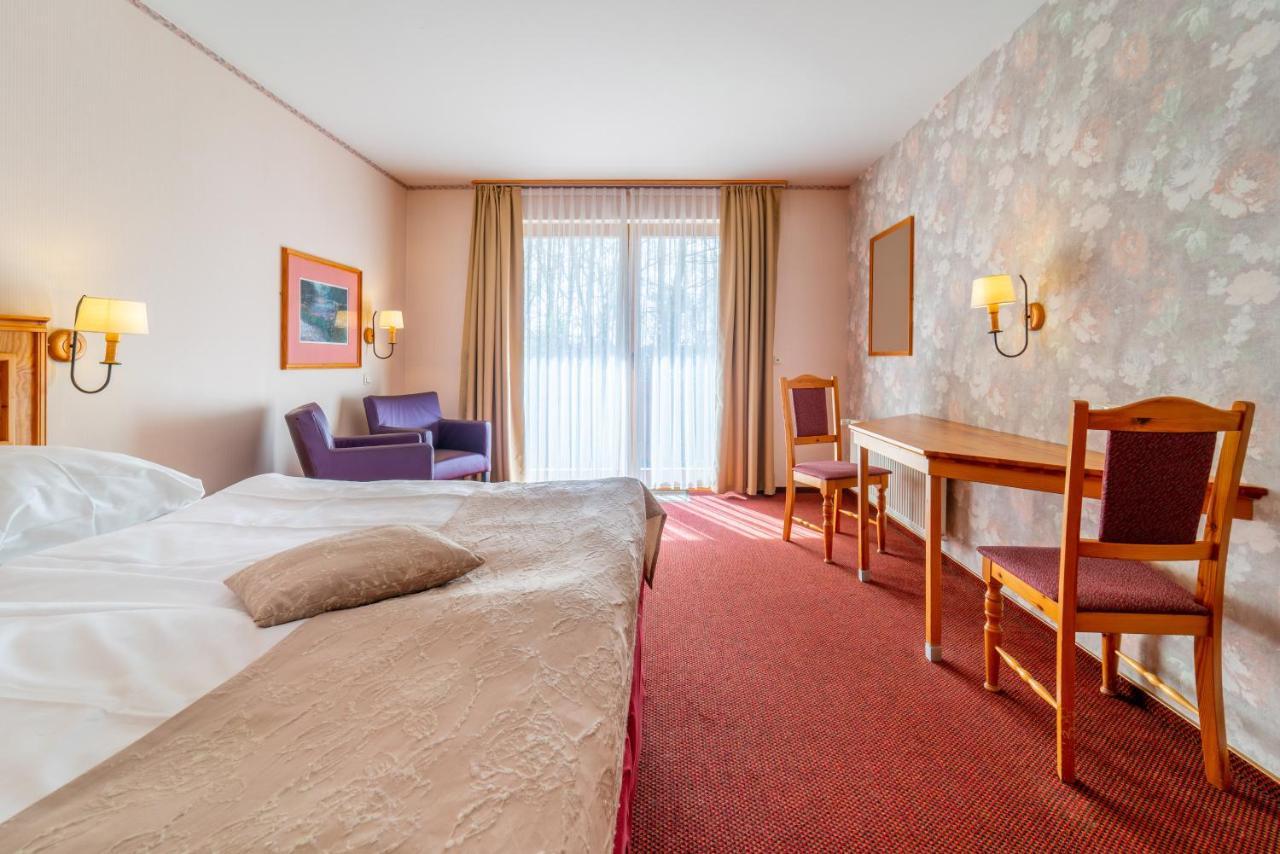 Hotel Heiderhof Obersteinebach Экстерьер фото